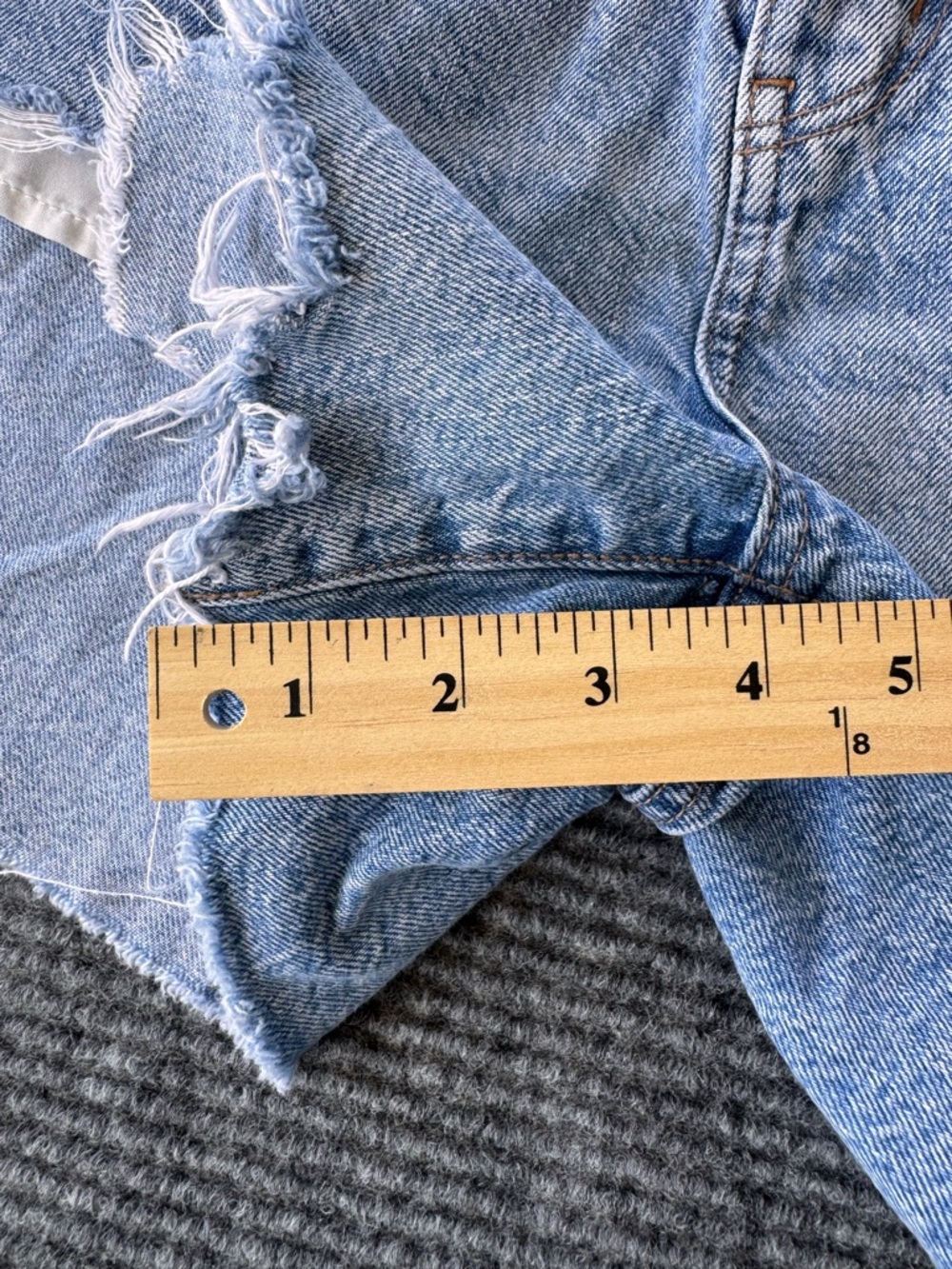 American Eagle Outfitters Baggy Mom distressed short 00 - Picture 8 of 8